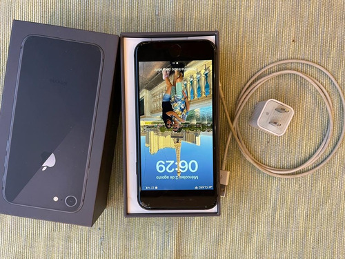 iPhone 8 Usado 64 Gb, 100% Caja, Accesorios, De Remate! (Usado)
