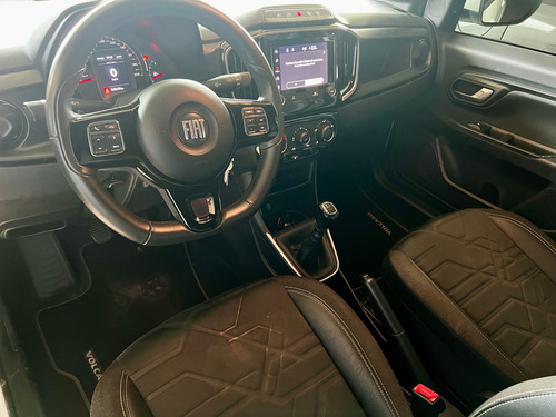 Fiat Strada 1.3 Volcano Cab. Dupla 16v Flex 4p