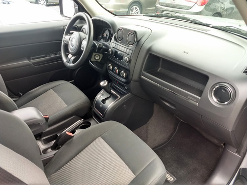 Imagen 8 de 15 de Jeep Patriot Sport 2014