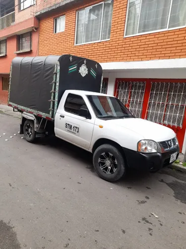 Color : Blanco. Combustible:gasolina 4x4