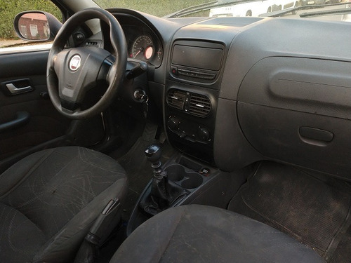 Imagem 4 de 8 de Strada Working 1.4 Flex