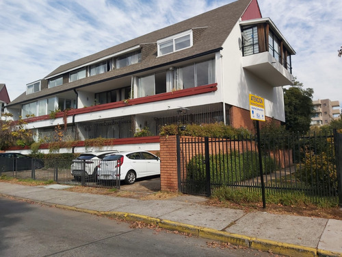 Departamento Cercano Al Barrio Los Castaños,esquina El Aromo