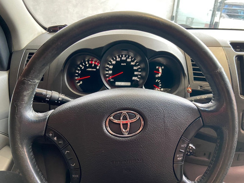 Imagem 11 de 11 de Toyota Hilux Cd Srv 3.0 Tdi 4x4 Diesel Aut. 2011