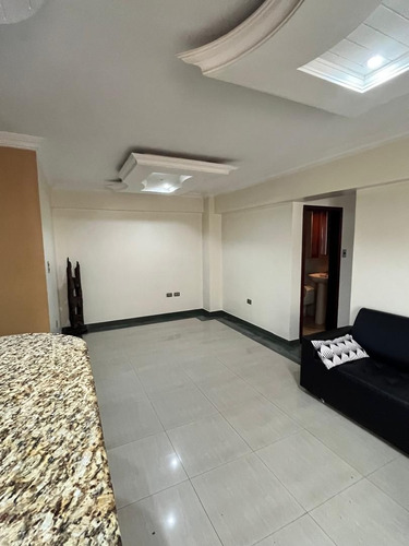 Apartamento En Mañongo Residencias Trébol Plaza Mar - Dlp