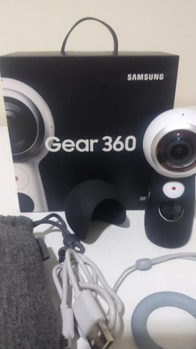 Câmera Samsung Gear 360°