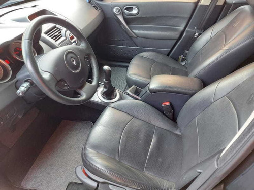 Imagem 7 de 11 de Renault Megane Grand Tour Dynamique 1.6 16v 4p 2013