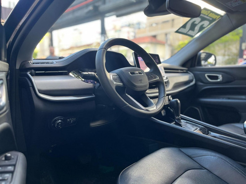 Jeep Compass LONG. T270 1.3 TB 4x2 Flex Aut.