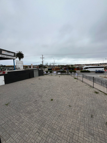 ¡local Comercial En Balmaceda, Ideal Para Automotoras O Ven