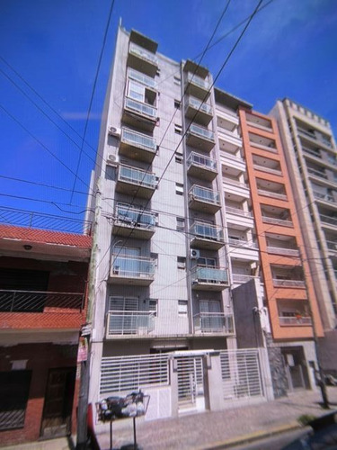 Departamento En Venta En Caseros