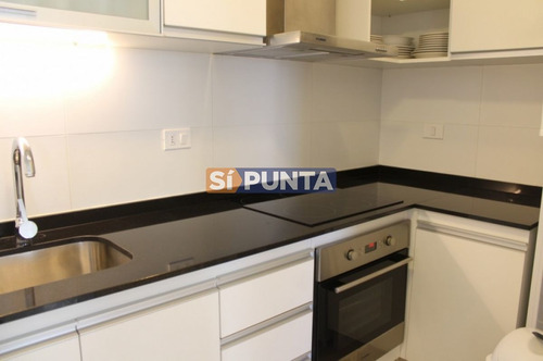 Imagen 6 de 11 de Apartamento En Alquiler Anual