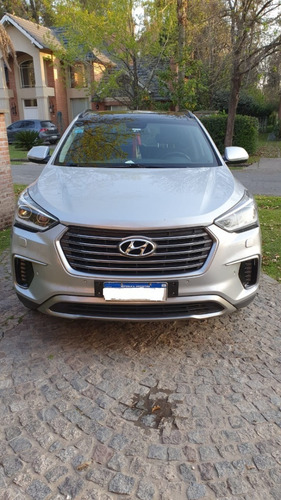 Imagen 2 de 7 de Hyundai Grand Santa Fe 2.2 Crdi