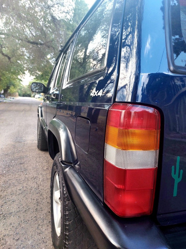 Imagen 2 de 20 de Jeep Cherokee 1997 4.0 C/ Gnc Sport