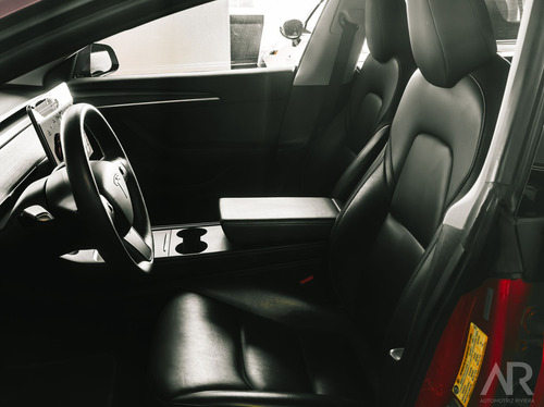 Tesla Model X 2022