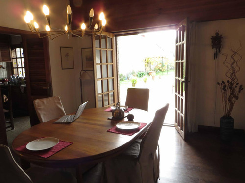Chalet -amplio Lote- Villa Urquiza