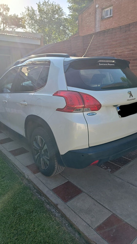Peugeot 2008 1.6 Feline am20