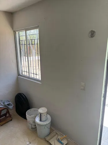 Casa De Dos Recámaras Y Un Baño, Amplio Terreno