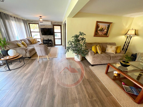 Imagen 7 de 24 de Impecable Y Remodelada Casa Con Pisicina Temperada