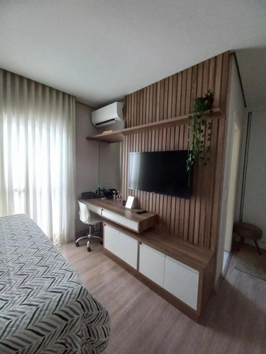 3 Quartos E 2 Banheiros