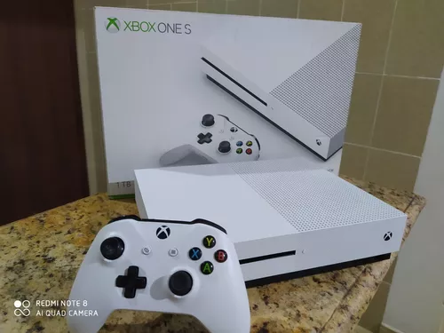 X Box One S 1tb Usado  Parcelamento sem juros