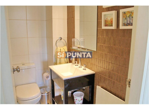 Imagen 28 de 28 de - Apartamento Para La Venta En Península- Punta Del Este Con Muy Linda Vista Al Puerto...