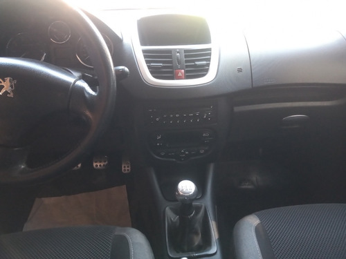 Peugeot 207 1.6 Sedan Xt Premium 2009