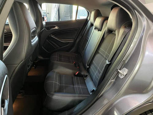 Mercedes-Benz Classe GLA Gla 200 1.6 Cgi Style 16v Turbo 4p