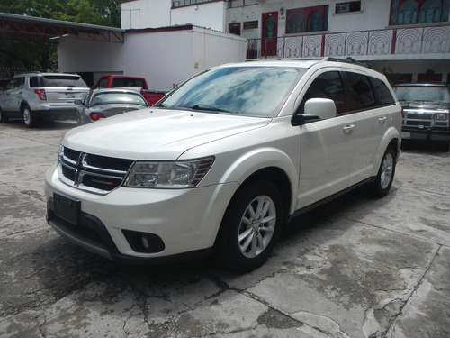Dodge Journey 2.4 Sxt 7 Pasajeros Lujo At