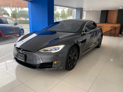 Tesla Model S 75d
