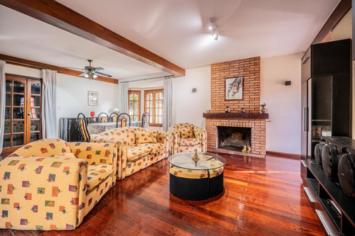 Casa En Monte Grande - 3 Dormitorios Y Escritorio - Apto Credito