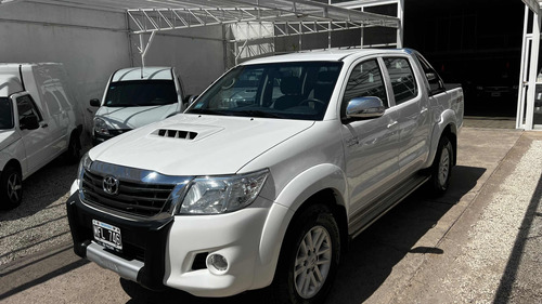 Toyota Hilux 3.0 Cd Srv I 171cv 4x2