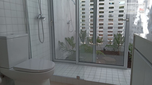 Casa En Arriendo De 4 Dorm. En Marbella