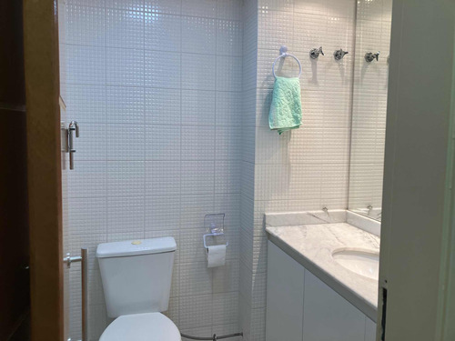 Apto 71 M2 Condomínio Club Aceita Permuta