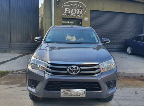 Toyota Hilux 2.8 Cd Sr 177cv 4x4 2016