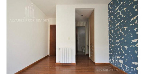 Imagen 4 de 5 de Departamento Dos Ambientes Venta Castelar Centro Permuta Leloir