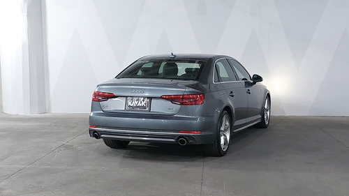 Audi A4 2.0 TFSI S LINE S-TRONIC