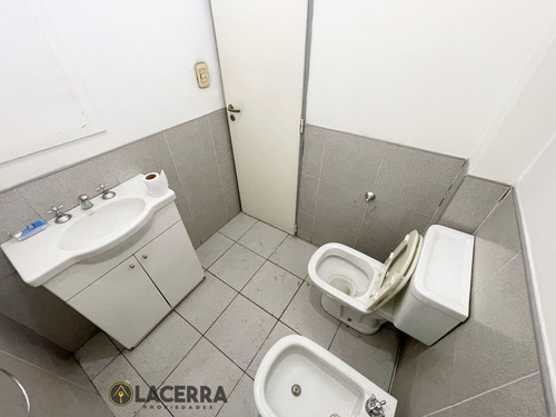 Imagen 29 de 30 de Galpon Sobre Avenida, 477 M2 Con Oficinas Y Local Comercial