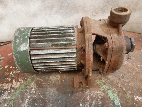 Bomba Centrífuga Tromba Trifásica Usada Azul Acero 50 Hz Trifásica (Usado)