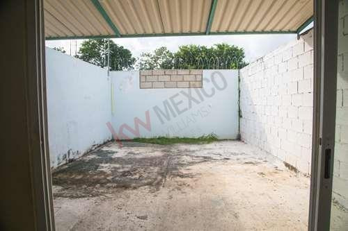 Imagen 7 de 23 de Casa En Venta - Los Olivos - Playa Del Carmen - Q. Roo - Doble Filtro De Seguridad - Privada Con Alberca