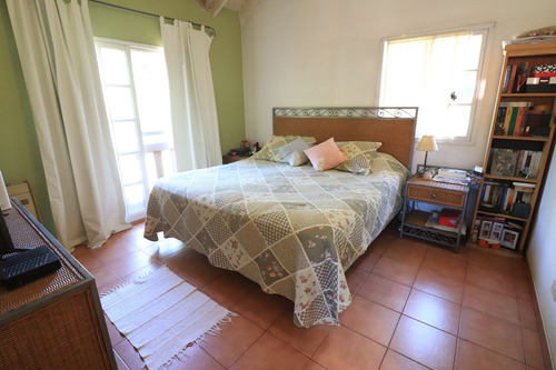 Casa 5 Amb. Venta Gral Pacheco Jardín Y Pileta