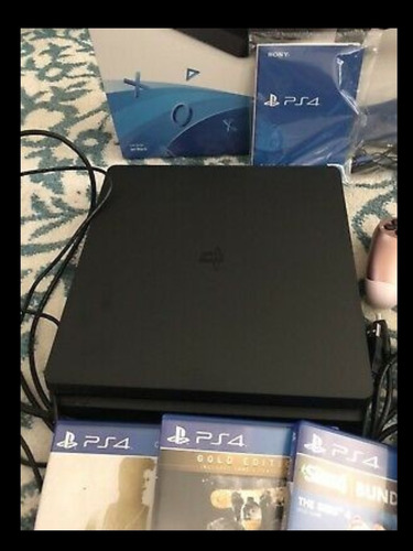 Imagem 1 de 3 de Playstation 4