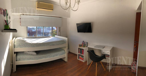 Imagen 18 de 30 de Casa - Banfield Oeste