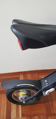Loop K1 Smart Scooter (350w) - Moto Eléctrica Plegable