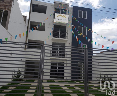 Venta Departamento 3 Ambientes Arboledas De Loma Bella