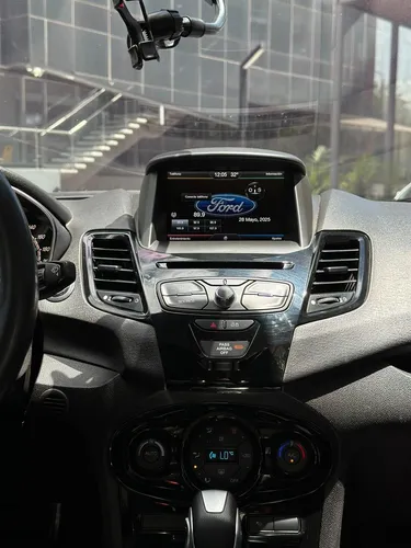 Ford Fiesta 1.6 Hatchback Titanium