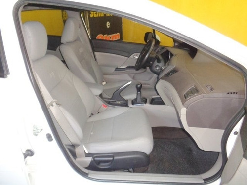 Honda Civic 1.8 Lxs 16v Flex 4p Manual