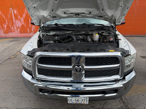 RAM 4000 5.7 Chasis Cabina Pl 4x2 Mt