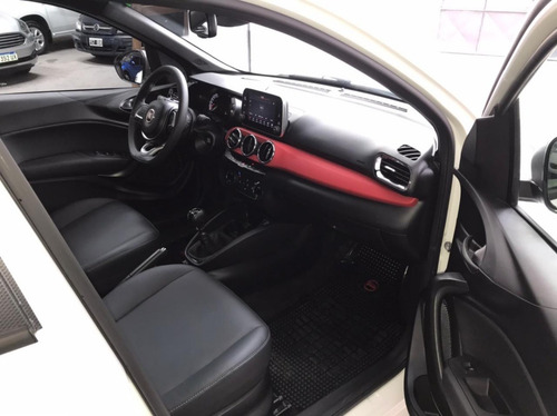 Fiat Argo 1.8l Hgt