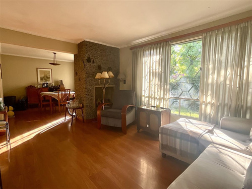 Casa En Venta De 3 Dorm. Domingo Bondi, Las Condes