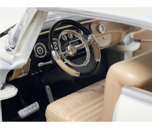 Miniatura Chrysler: 300b (1956) - Branco - 1:18 Maisto
