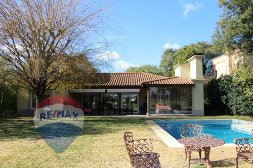 Casa En Venta Al Golf San Isidro Labrador 6 Amb